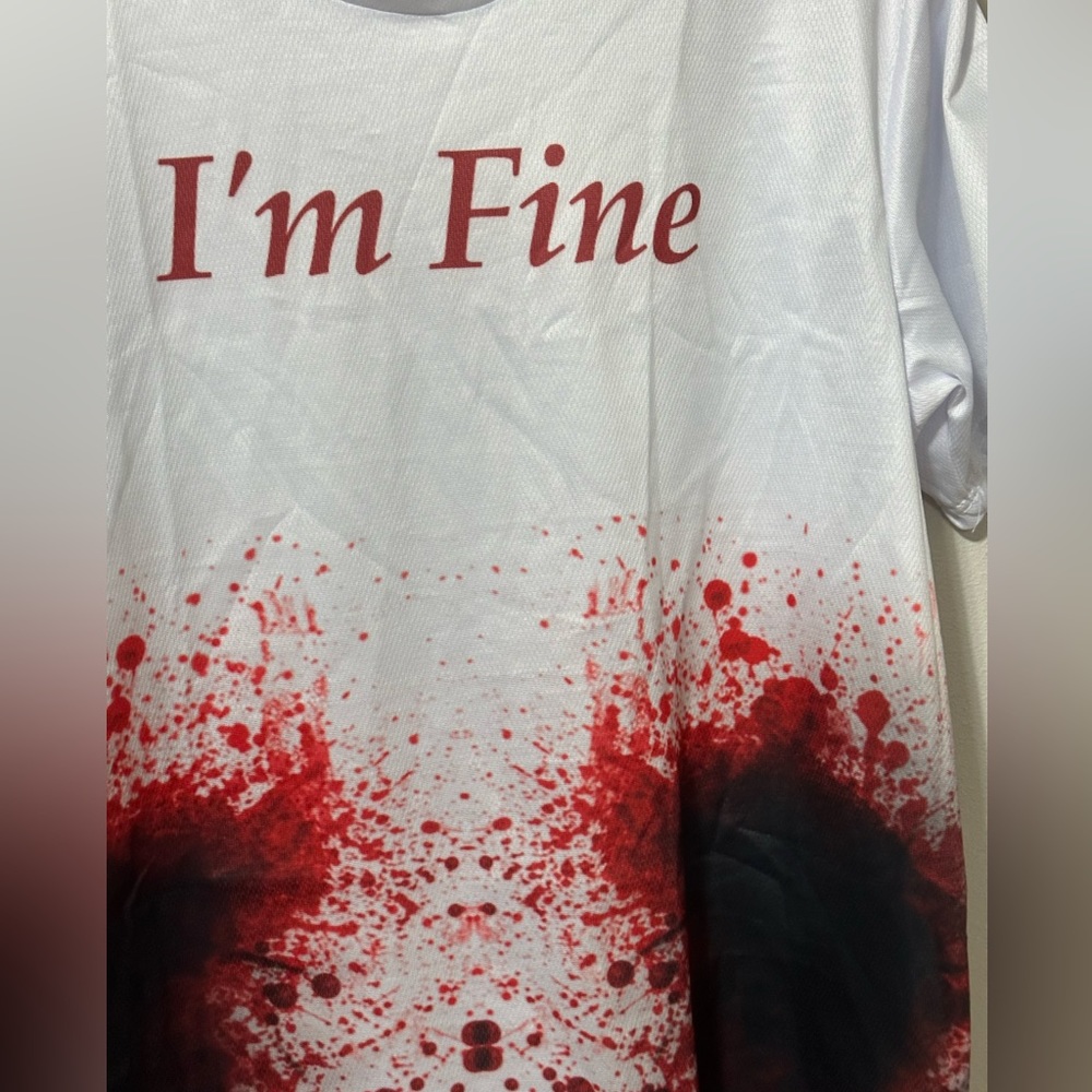 Funny horror, bloody T-shirt I’m fine Halloween tee - Picture 2 of 3